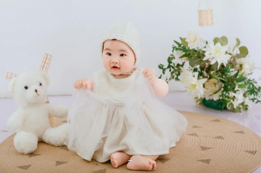 西藏宝宝在妈妈肚子里